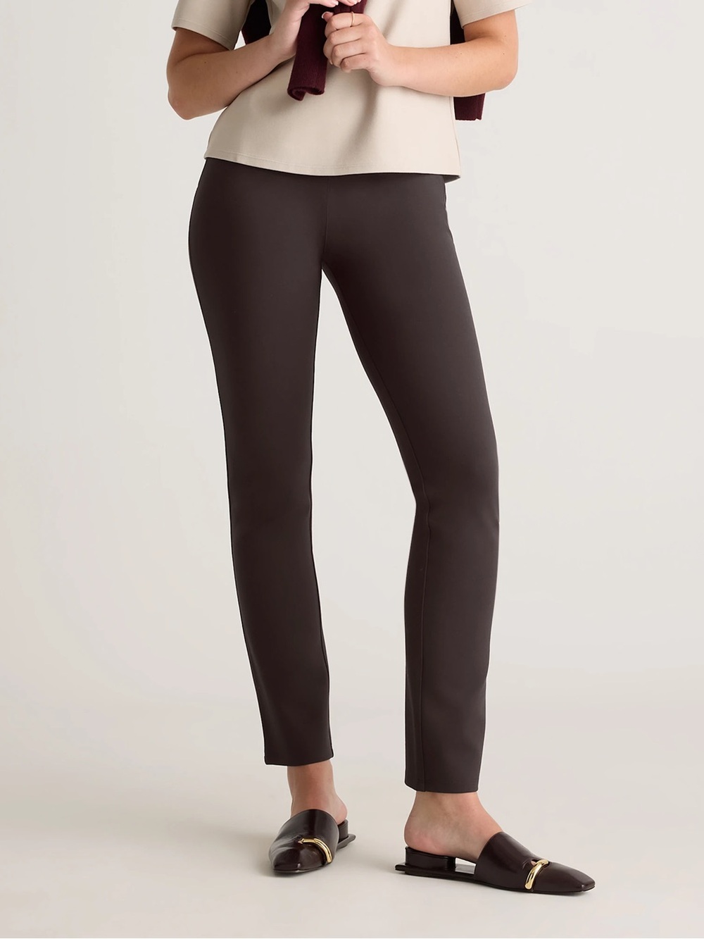 Quince Ultra-Stretch Ponte Straight Leg Pants in Espresso M 30